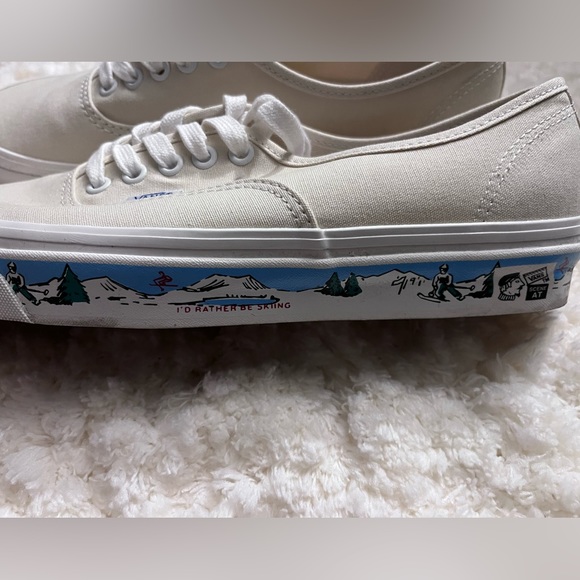 Vans Classics Brooklyn Store Exclusive - Picture 2 of 5